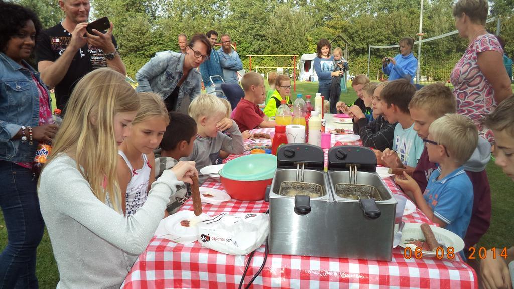 Middenin Hotel Grijpskerke Luaran gambar